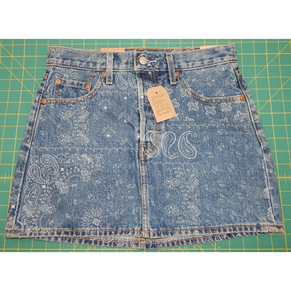 Levi's Icon Skirt Size 26 Blue Paisley Print Mid Rise Denim NWT 5 Pocket Cotton - Picture 10 of 16